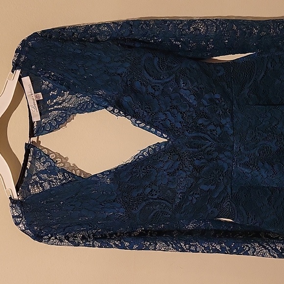 ❤️ NWOT! LOVERS + FRIENDS LACE EVE ROMPER, XS - Picture 7 of 14